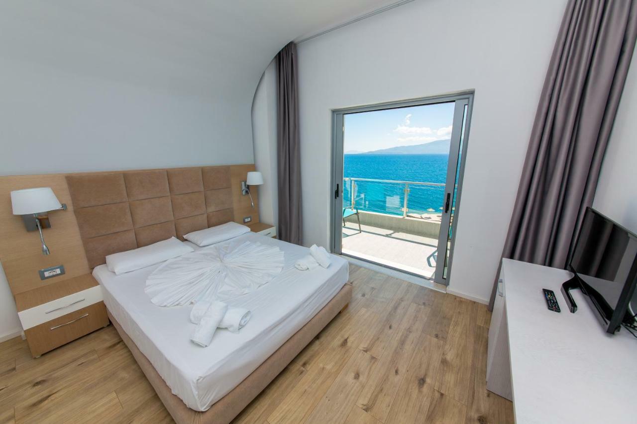 Hotel Saranda Palace Esterno foto