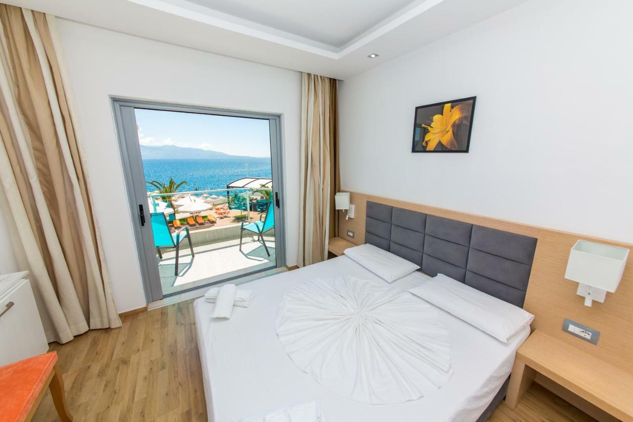 Hotel Saranda Palace Esterno foto