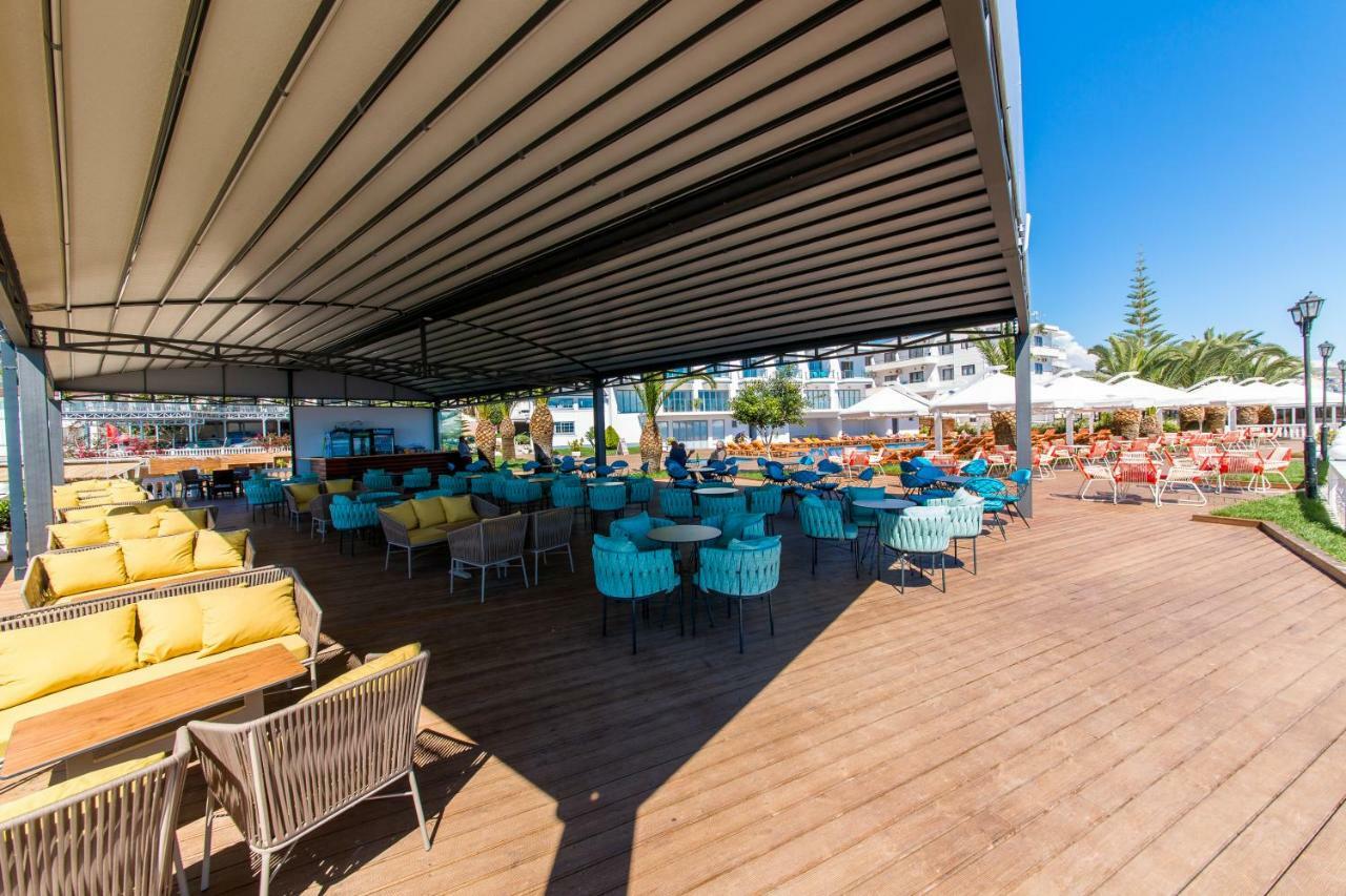 Hotel Saranda Palace Esterno foto