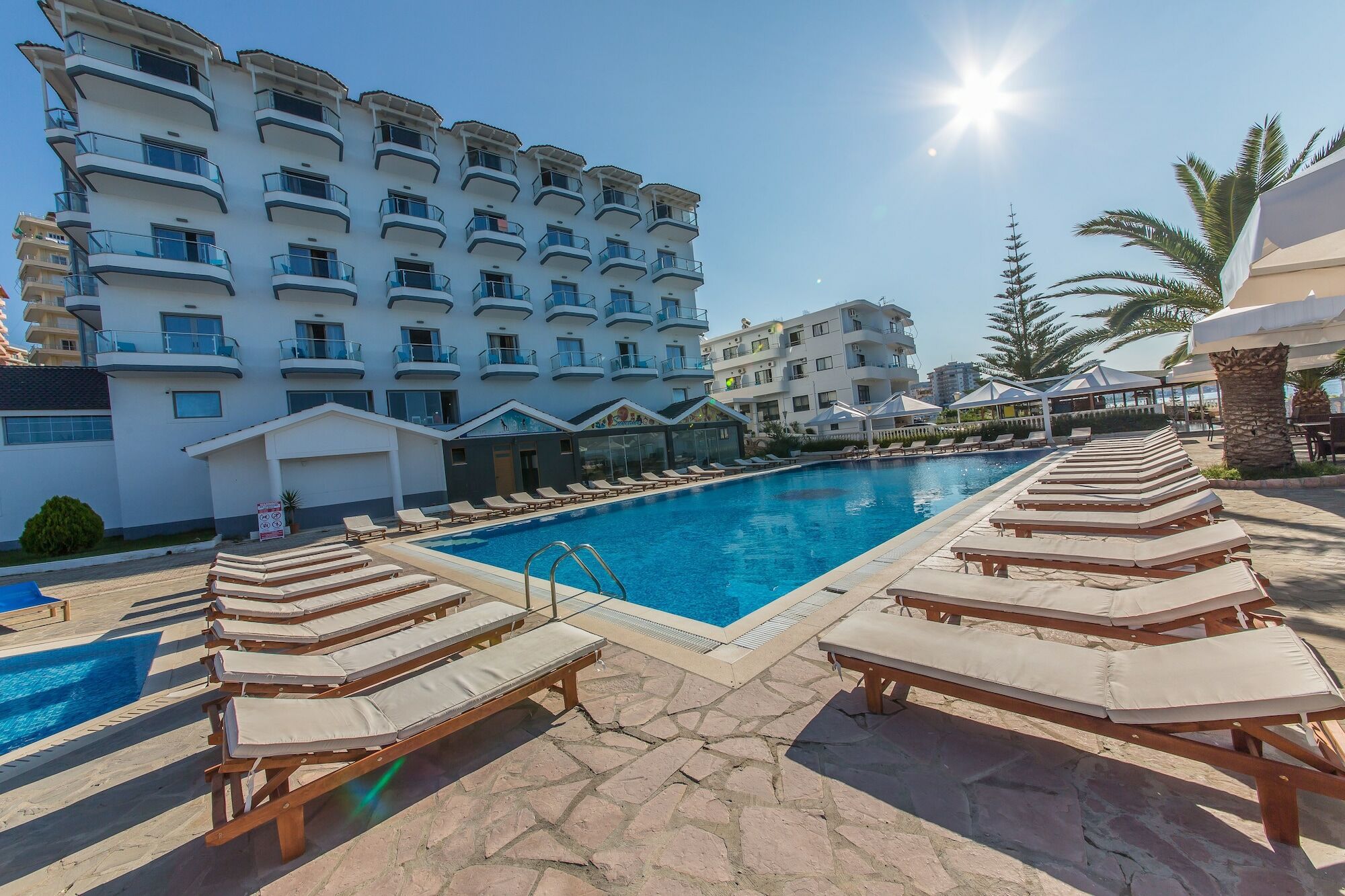 Hotel Saranda Palace Esterno foto